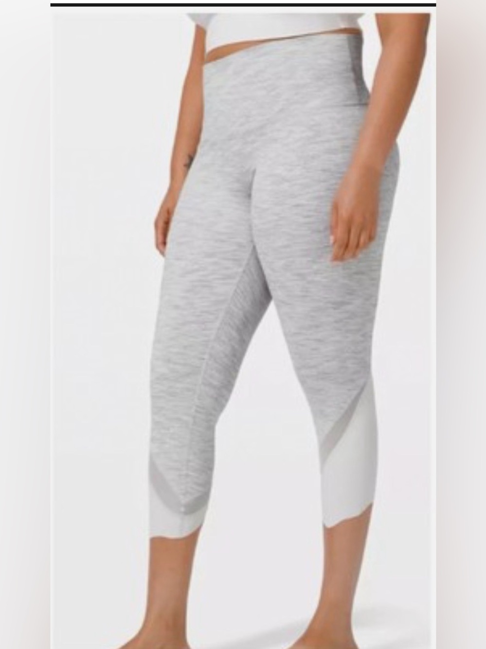 Lululemon | Wunder Under Crop II Scallop 24” Wee are from space | Sz 8